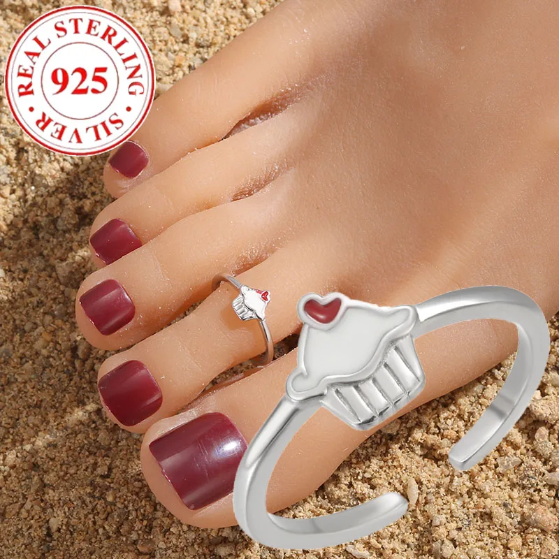 Женское кольцо из серебра S925 пробы с капюшоном