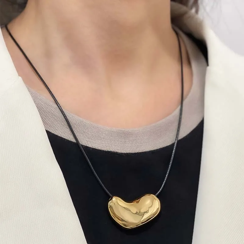Цепочка с подвеской в виде сердца