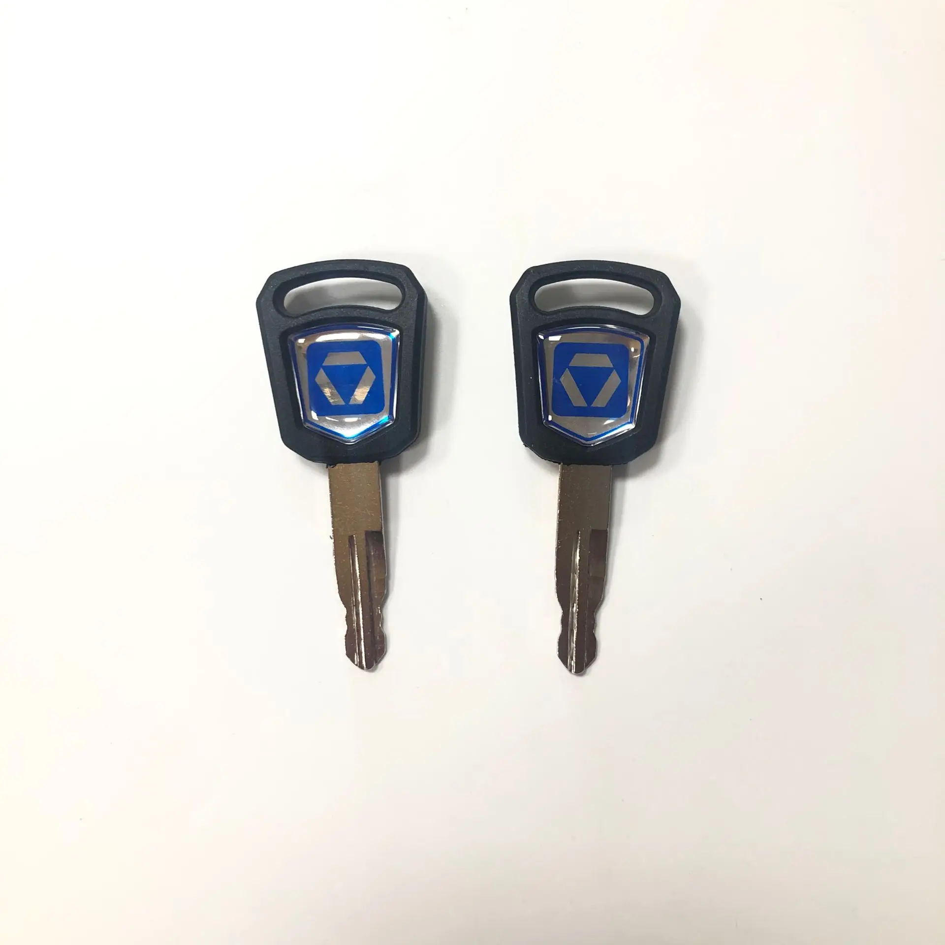 

2 шт. ключ для XCMG ключ экскаватора новый стиль для 75DA 60D 215 200 ключ зажигания дверной замок