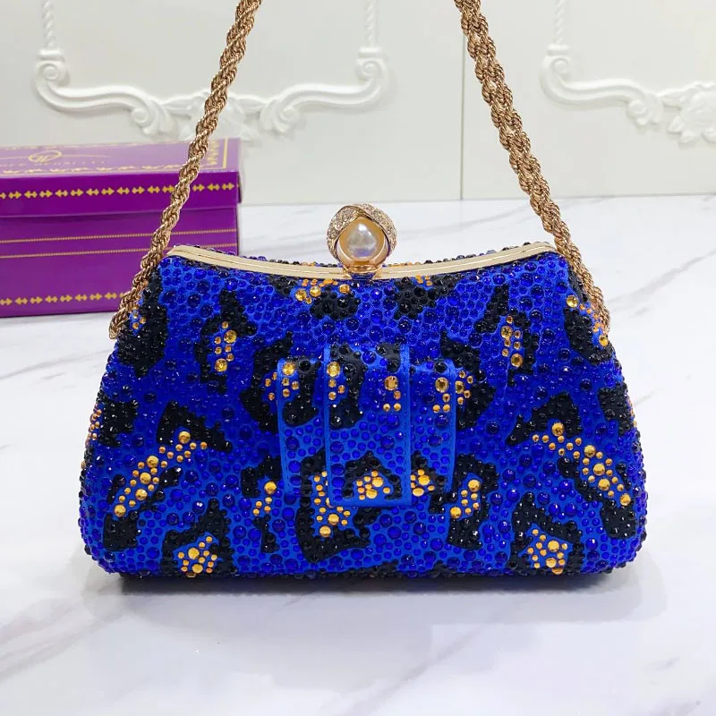 Женский клатч с цепочкой и жемчугом Модная элегантная Зеленая Сумка-клатч в