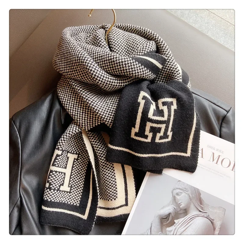

2023 New Fashion Scarf Luxury Shawl Lady Letter 100% Warm Cashmere Scarf Large Size Head Scarf