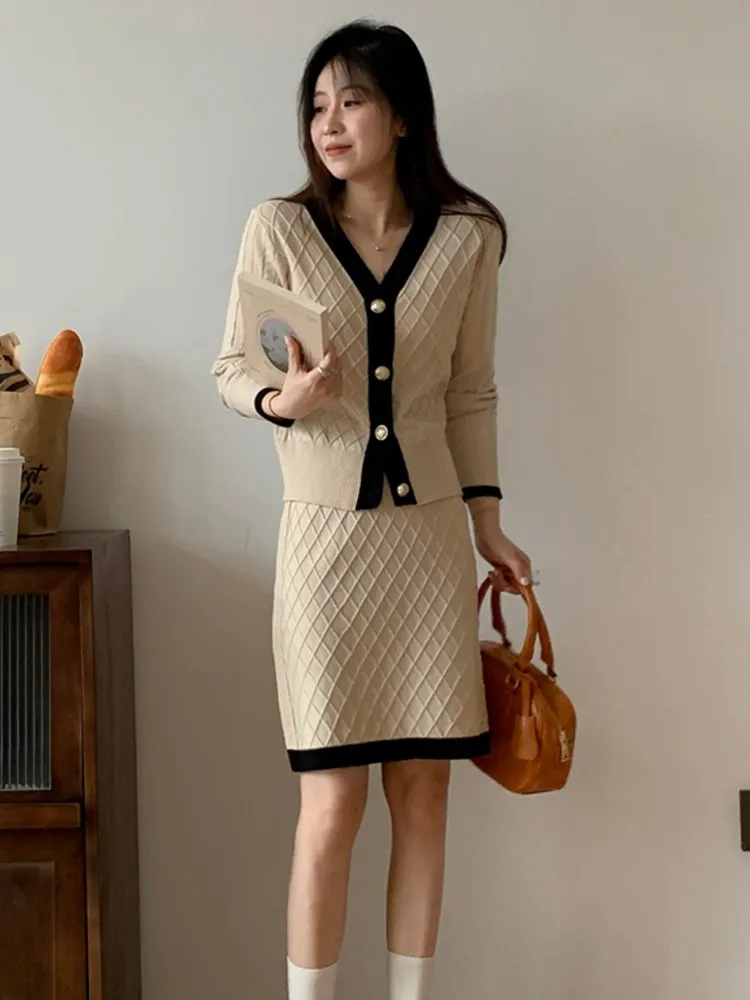 

Runway Fall Knitted Women's Clothing Plaid Cardigan Crop Top Sweater + High Waist Skirt Outfits Two Pieces Set Suit