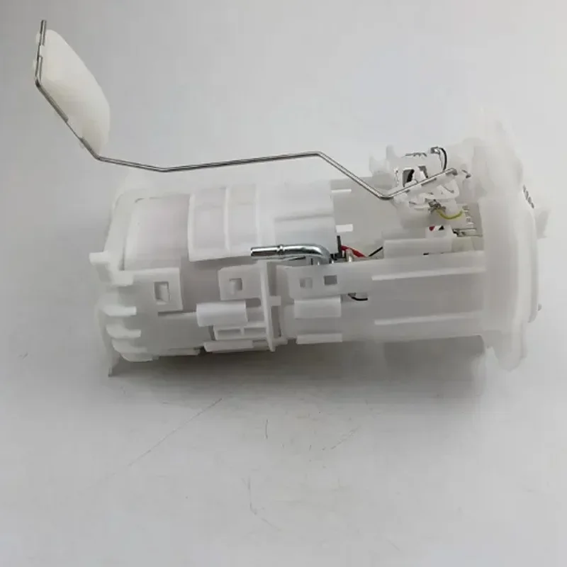 Подходит для автомобильных запчастей 17042WL000 Elgrand E51 VQ25DE топливный насос в сборе