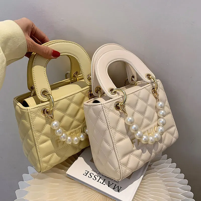 

Women's Shoulder Messenger Bag 2022 New Fashion Diamond Lattice Thread female pearl Princess bag Hand-Held Square Small handbag