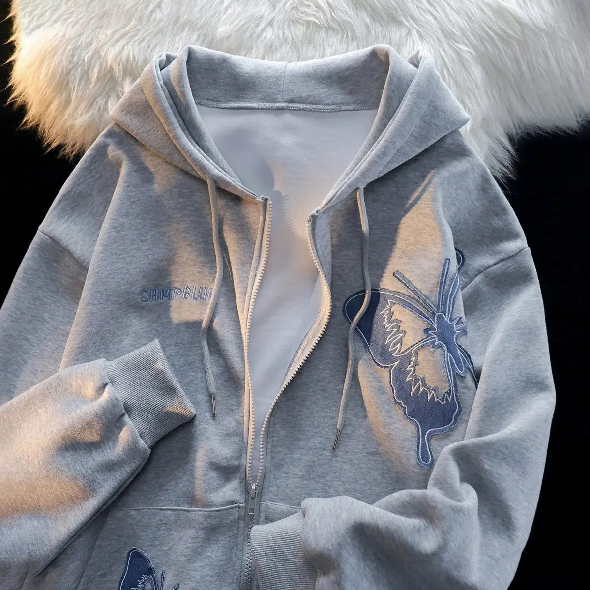 Рисунок 3 - Американский Ретро кардиган с вышивкой