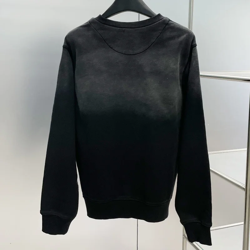 Рисунок 6 - Толстовка для мужчин и женщин