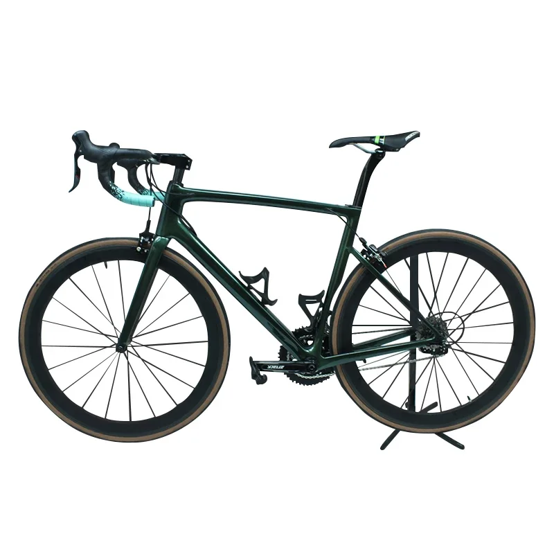 Изготовленный на заказ логотип 700c дорожный велосипед из углеродного волокна