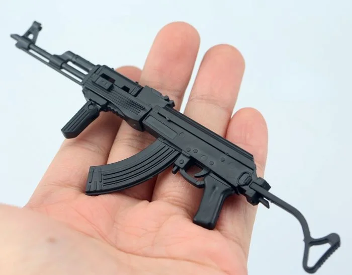 Модель оружия из пластика AK47/AKM масштаба 1:6 для сборки, головоломка из строительных кирпичей, военное оружие для песочницы, игрушка 4D для фигурок действия высотой 30 см.