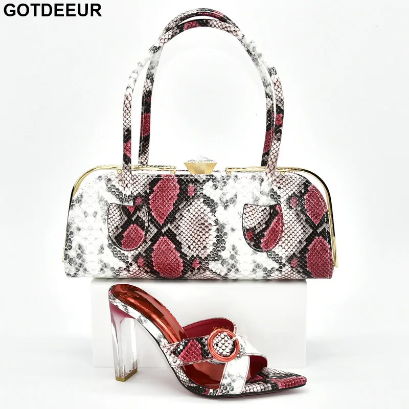 

Новые итальянские туфли с сумочкой в комплекте, итальянские вечерние туфли и сумочка в комплекте, женские босоножки, лето 2019, слипоны на ква...