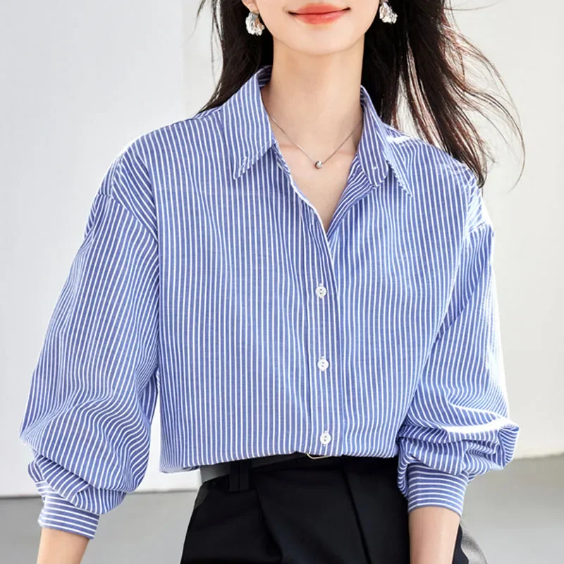 Осенняя полосатая женская рубашка с длинным рукавом и отложным воротником