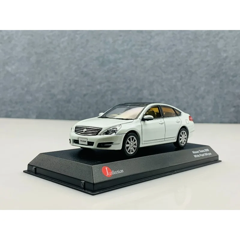 Фото Модель автомобиля J-COLLECTION TEANA из сплава, масштаб 1:43 №3