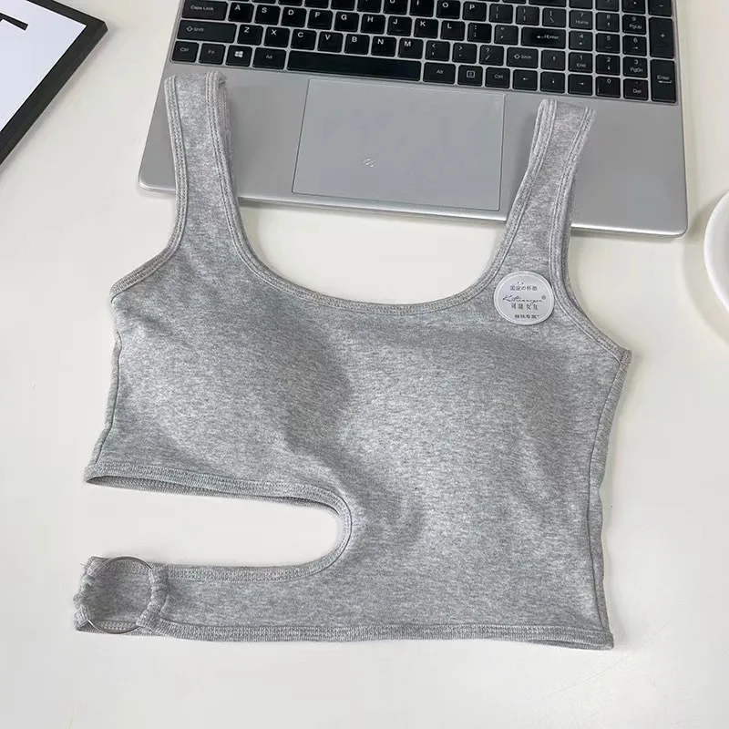 Топ женский трикотажный с открытыми плечами пикантный укороченный топ лямкой на