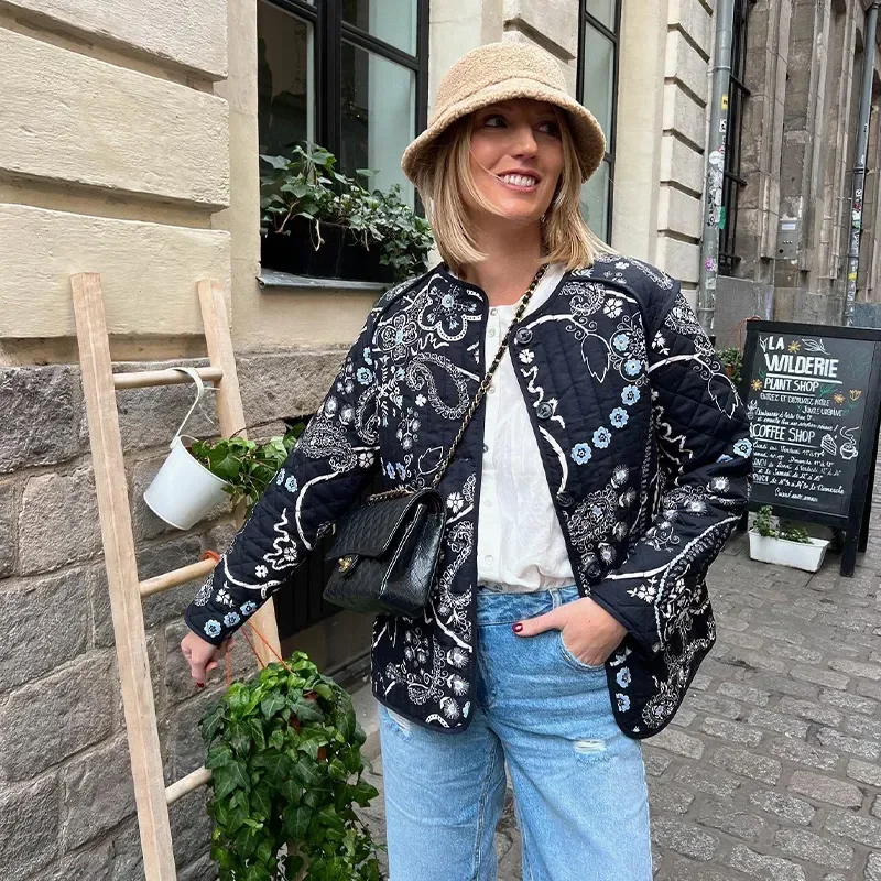 Женское хлопковое пальто с карманами