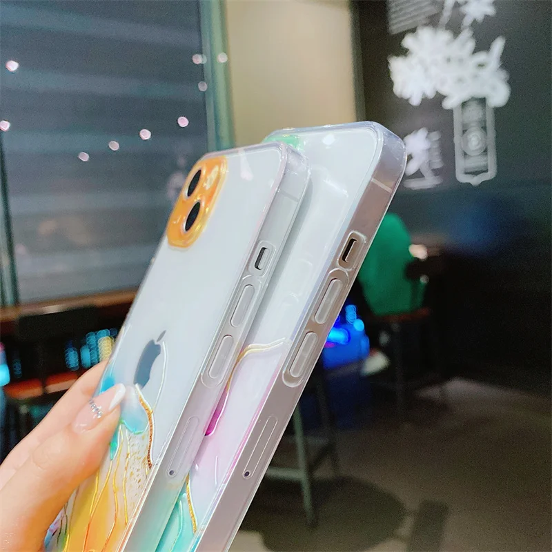 The mobile phone case adopts watercolor paint which is suitable for the shockproof transparent of iPhone 13 |