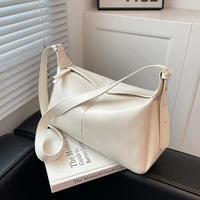 2022summer new fashion luxury all match messenger bag high quality texture single shoulder bag popular explosion bag womens bag