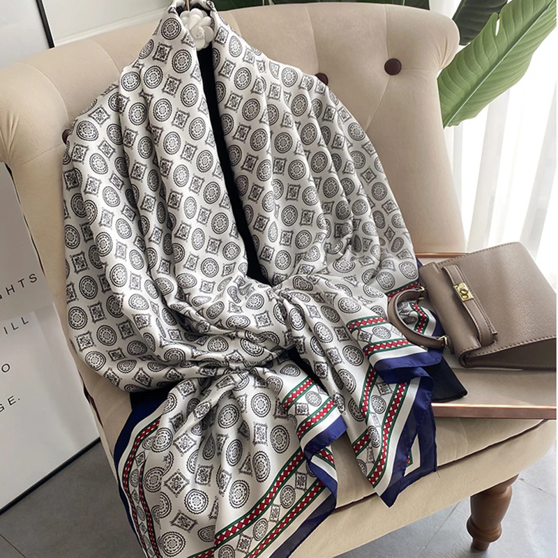 

Новый Шелковый весенне-осенний женский шарф роскошный дизайн печать женская пляжная шаль шарф модный гладкий квадратный шарф женский тюрбан