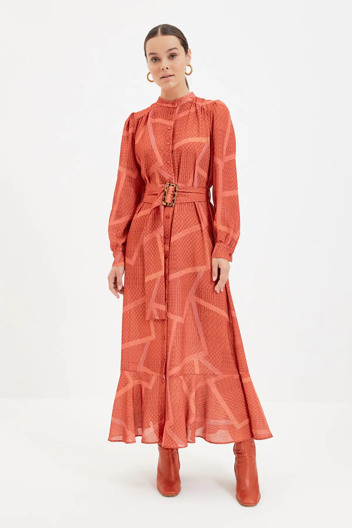 

Trendyol Crew Neck Arched Dress TCTAW22EB0187