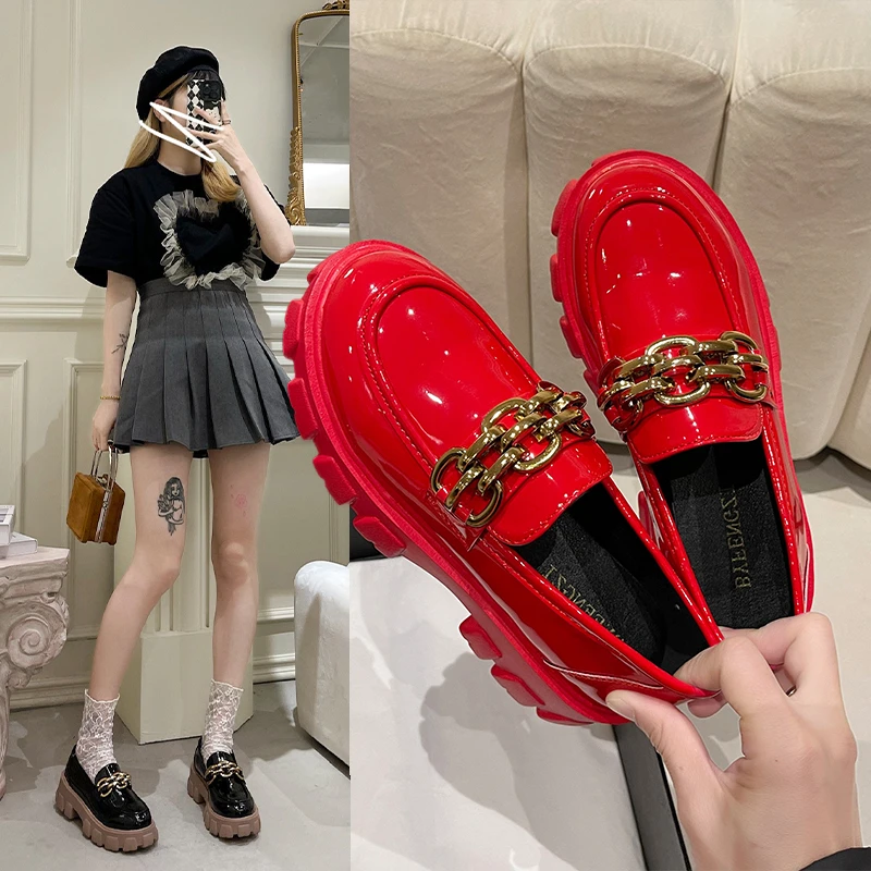 

Patent Leather Ballet Flats Women Shoes Autumn Casual Female Sneakers Clogs Platform Round Toe British Style Loafers With Fur La