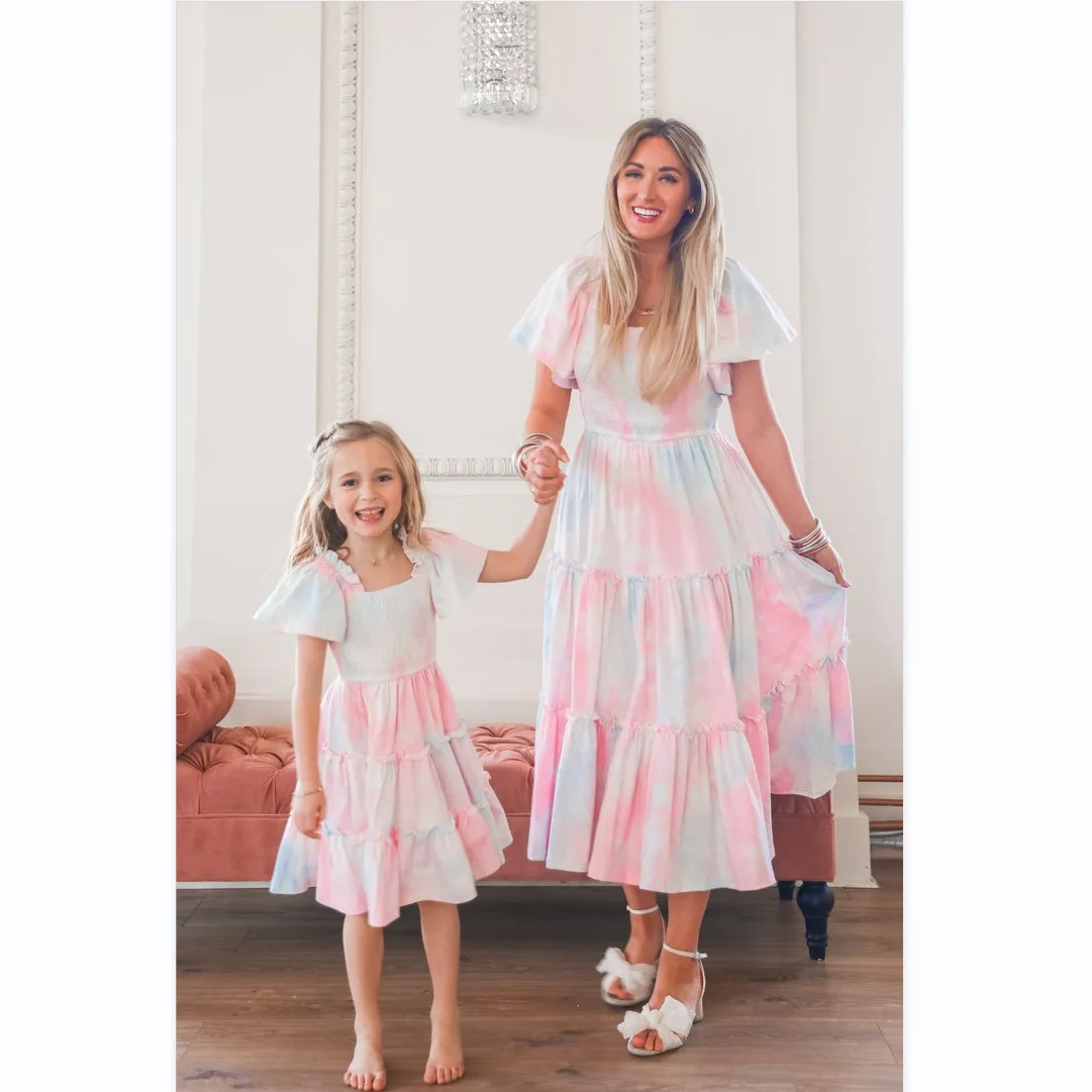 

2022 Summer Mother Kids Clothing Children Clothes Mom Tie Dye Dress Daughter Ruffle Casual Dresses Family Matching Outfits
