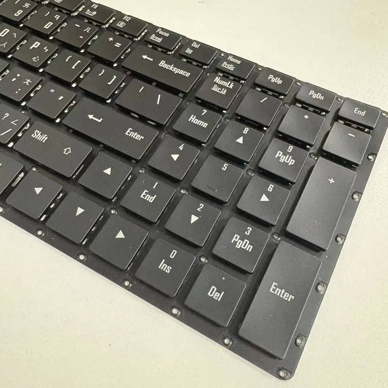 Для Gigabyte AORUS X5 V6 X7 DT Ремонт клавиатуры без рамки Замена черных клавиш