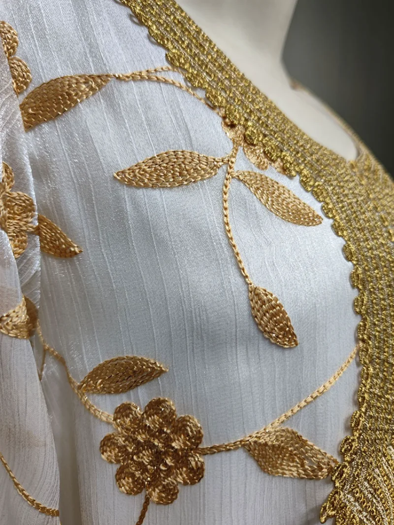 White Kaftan Arabic Evening Long Dress Women Golden Embroidered Muslim Moroccan Party Caftan Gulf Jalabiya Wedding Dubai Abaya