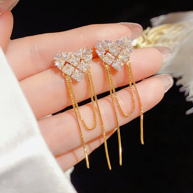 

Cogonia 2023 14K Gold Plated Zircon Heart Stud Earrings For Women Luxury Shiny Tassel Zircon Drop Earring Party Jewelry Gift New