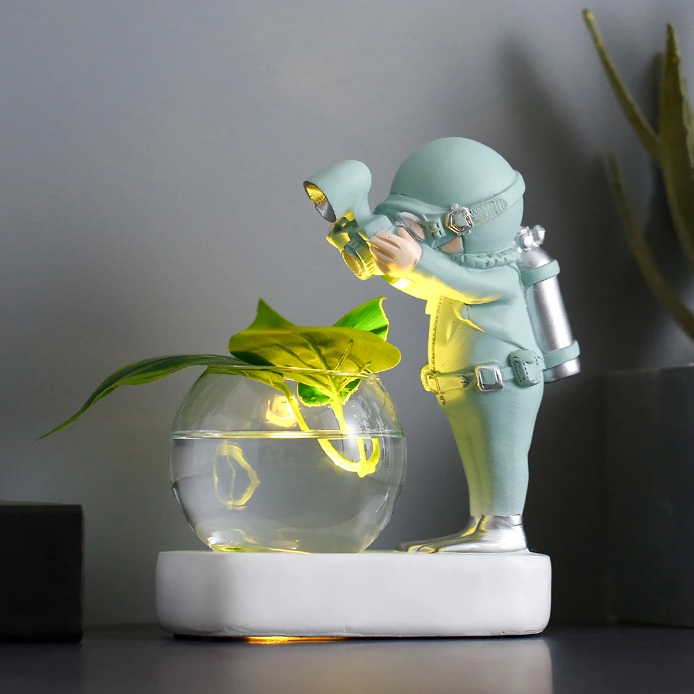 

Flowerpot Astronaut Glass Vase Hydroponic Resin Decoration Plant Creative Vase Nordic Cafe Living Room Diver Decor Knickknacks