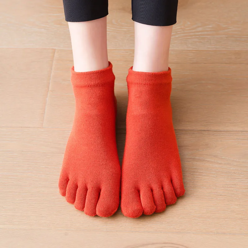 Colorful Women Yoga Socks Non-Slip Ladies Dance Socks Cotton Healthy Sports Five-toed Socks