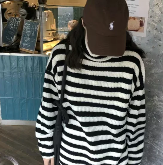 

Women's classic Western style fashion loose soft sweater