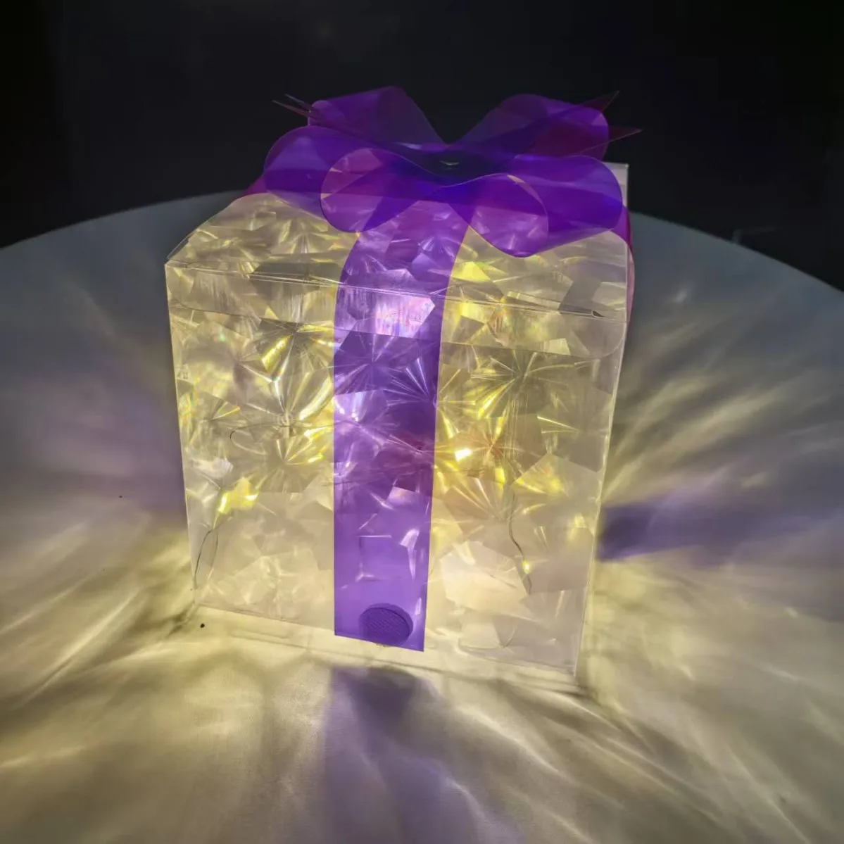 

Светящаяся рождественская коробка