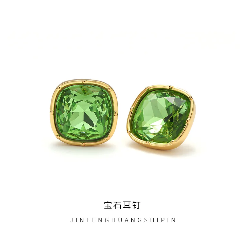 

LONDANY earrings Female Large Square Jewel Inlaid Fashion Earrings Female Exquisite and Simple Green Earrings Advanced Sense