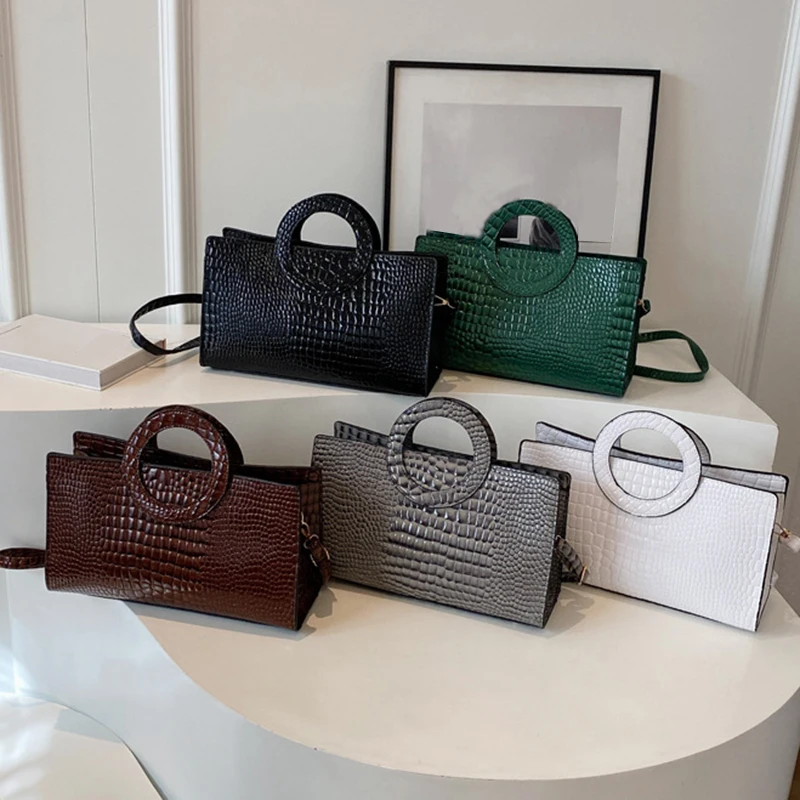 Роскошная женская сумка с крокодиловым узором модная через плечо от известного