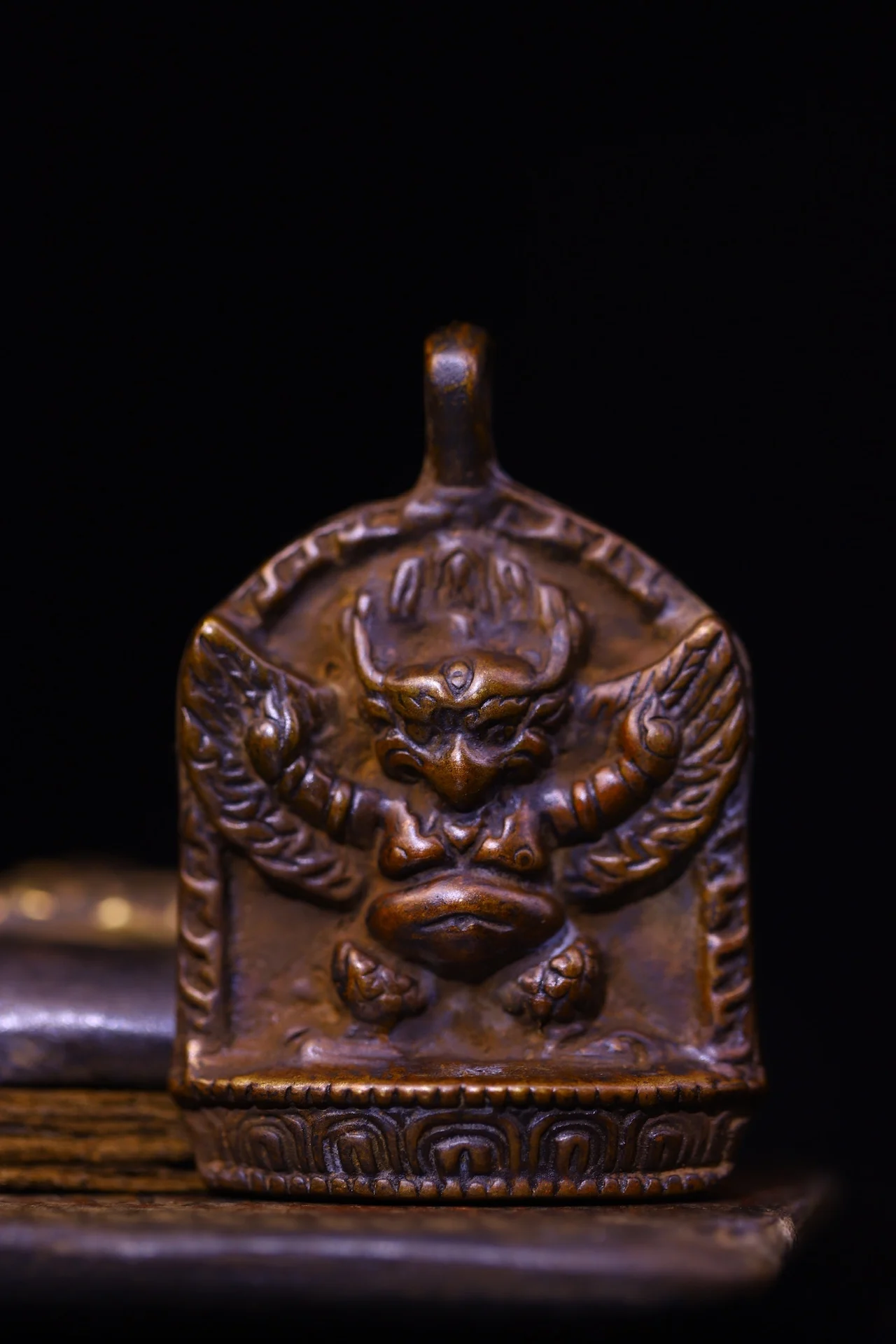 Коллекция тибетских храмов 3 дюйма старый Бронзовый циннабар Гарда дхваджа шесть