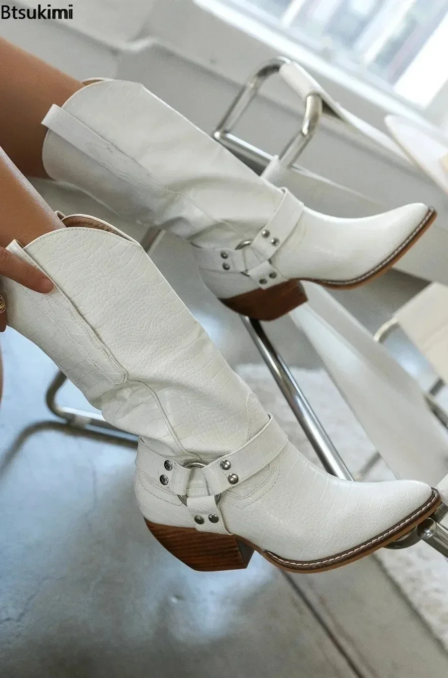 Новинка 2024 женские ковбойские сапоги в стиле вестерн ботинки из флока с коровьим