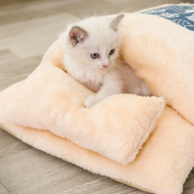 

Closed Cat Quilt Plush Cartoon Puppy Sleeping Bag Winter Warm House Removable Washable Pet Mat