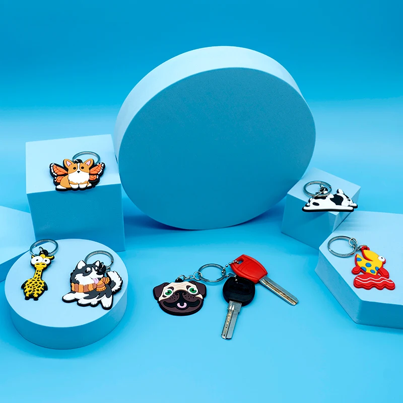 Брелок для ключей ПВХ брелок в виде милой зверушки собаки лягушки кошки змеи утки