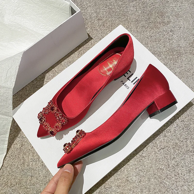 2023 Deluxe Premium Silk Women's High Heel Shoes Water Diamond Square Buckle Ladies Single Shoe Star Style Pointed Wedding Shoes