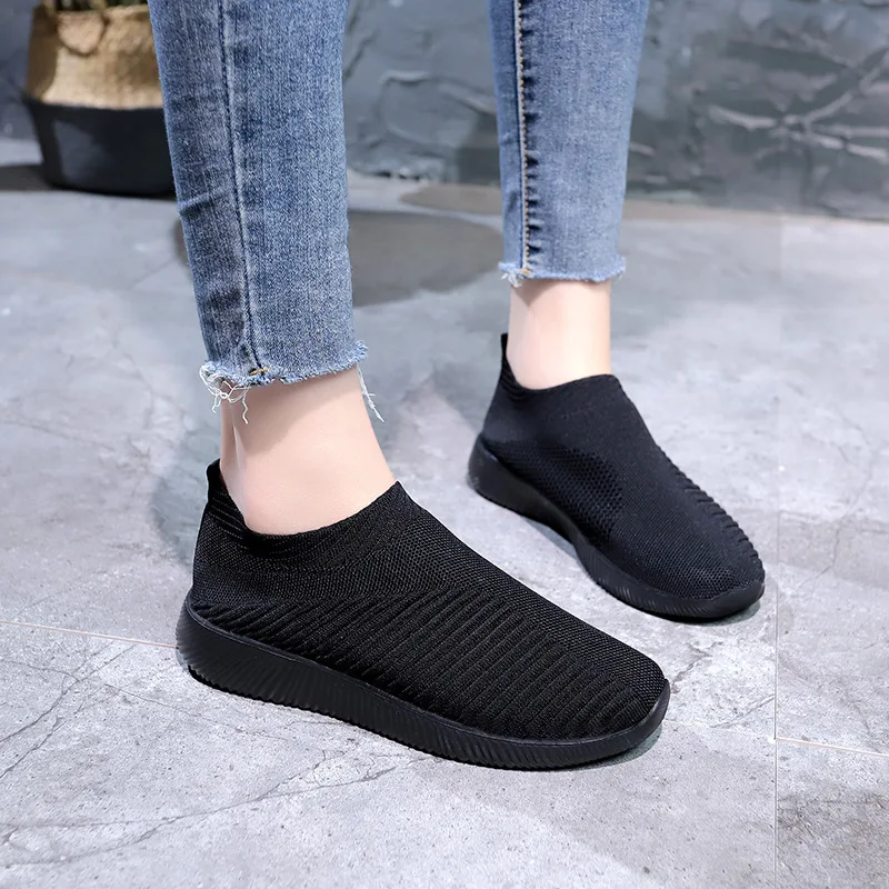 Plus Size 41 42 43 Women Sports Shoes Fly Weaving Student Socks Shoes Breathable Casual Running Shoes Student Sneakers Mom Shoes