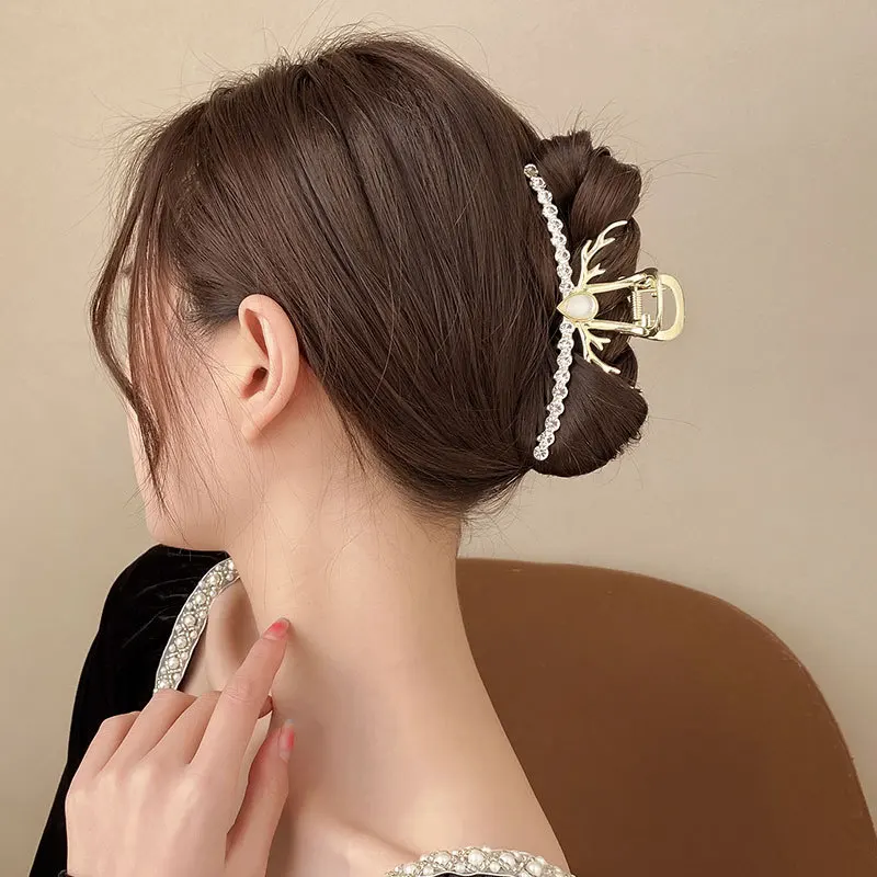 

Light luxury Big Size Deer Pearl Metal Clip For Women Girl Hair Claw Clips Clamp Hairpins Headdress Accessories Beauty Styling