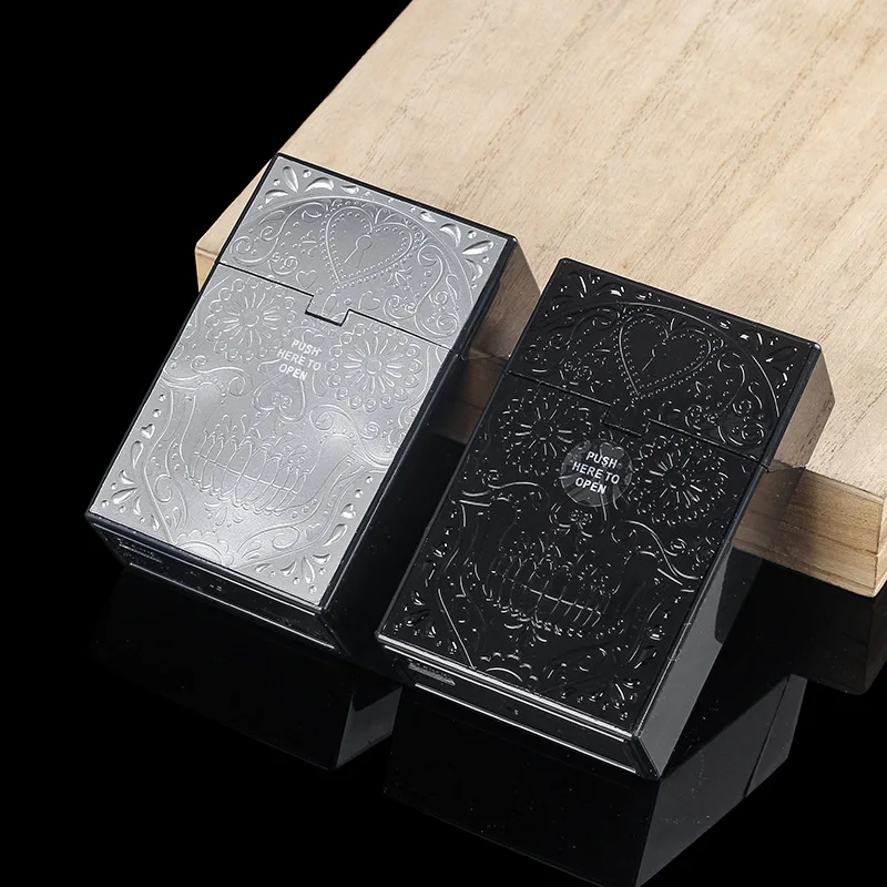 Коробка для сигарет в виде сердца черепа пластиковая Толстая 20 штук Мужская