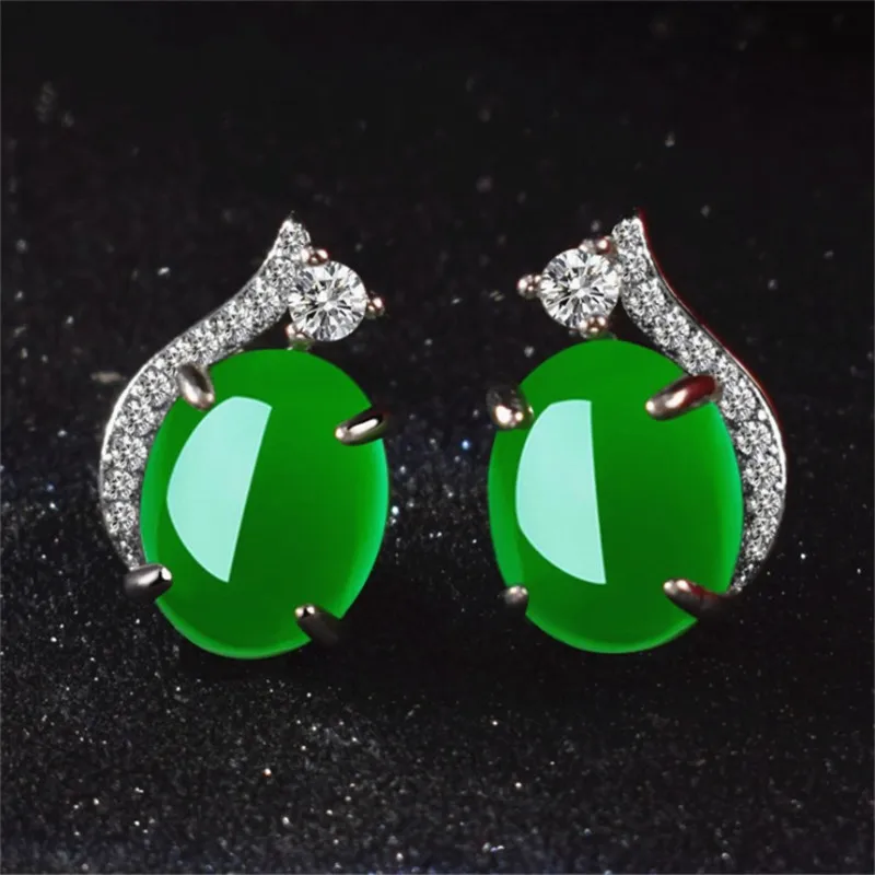 

Natural Green Chalcedony Hand-carved Water Drop Earrings Fashion Boutique Jewelry Men and Women Green Agate Earrings Gift