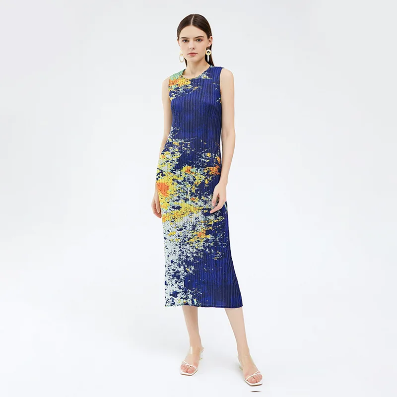 

Miyake pleated sleeveless long vest skirt 2022 summer slim waist women's new print starry sky vintage casual fashion dress