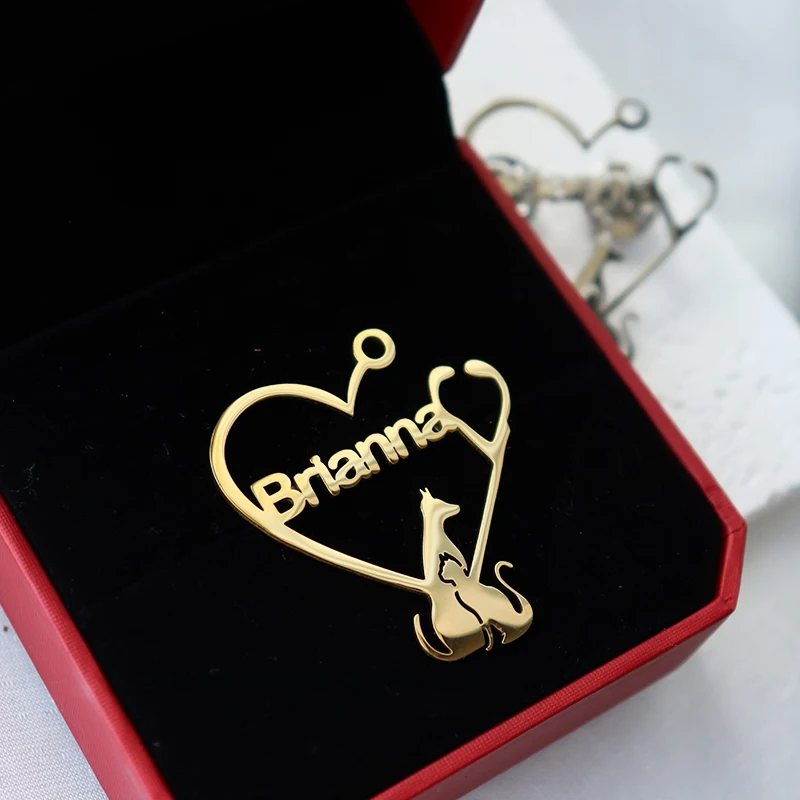 Брошь с именем на заказ логотипом собаки кошки питомца доктор булавка ювелирные