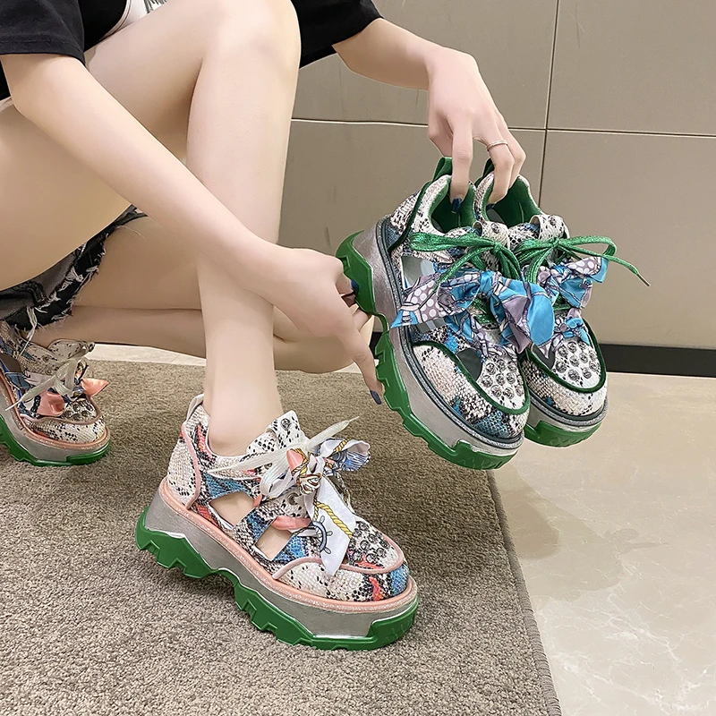 

Women's Shoes Summer 2022 New Retro Hollowed-out Breathable Bow Rhinestone Thick-soled Daddy Platform Women Shoes Sneakers