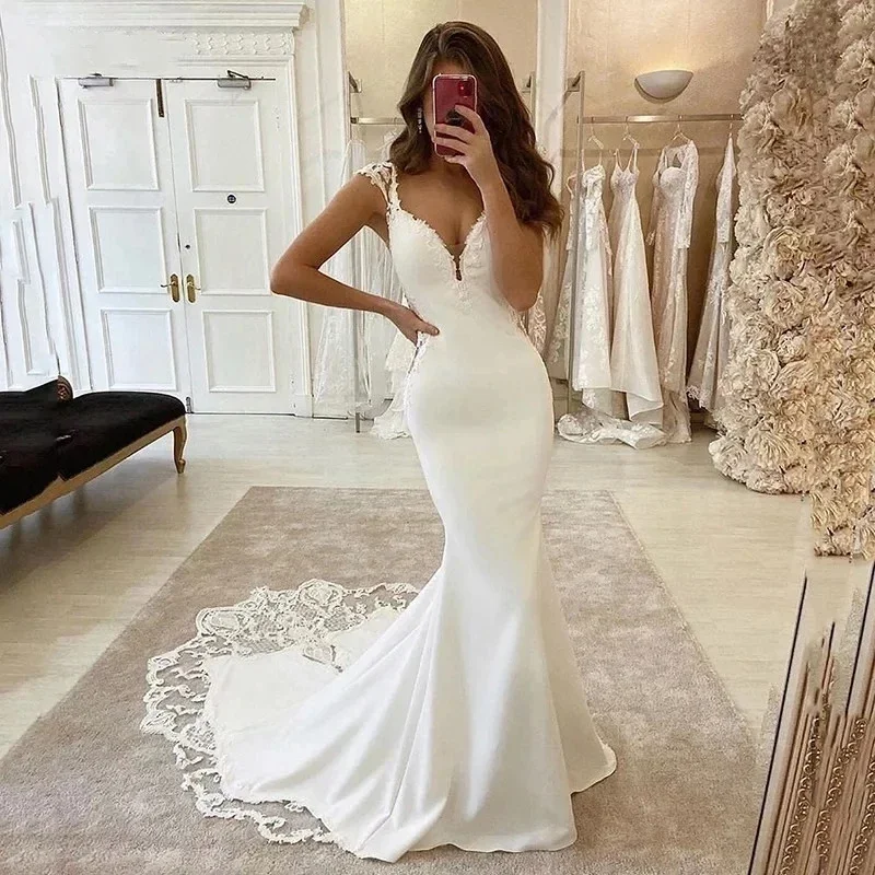 

Charming Deep V-Neck Mermaid Wedding Dresses Cap Sleeve Lace Appliques Backless Satin Bridal Gown Sweep Train