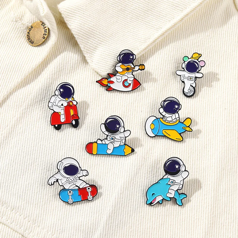 Креативные шпильки в романтическом стиле астронавта Броши из сплава для одежды и