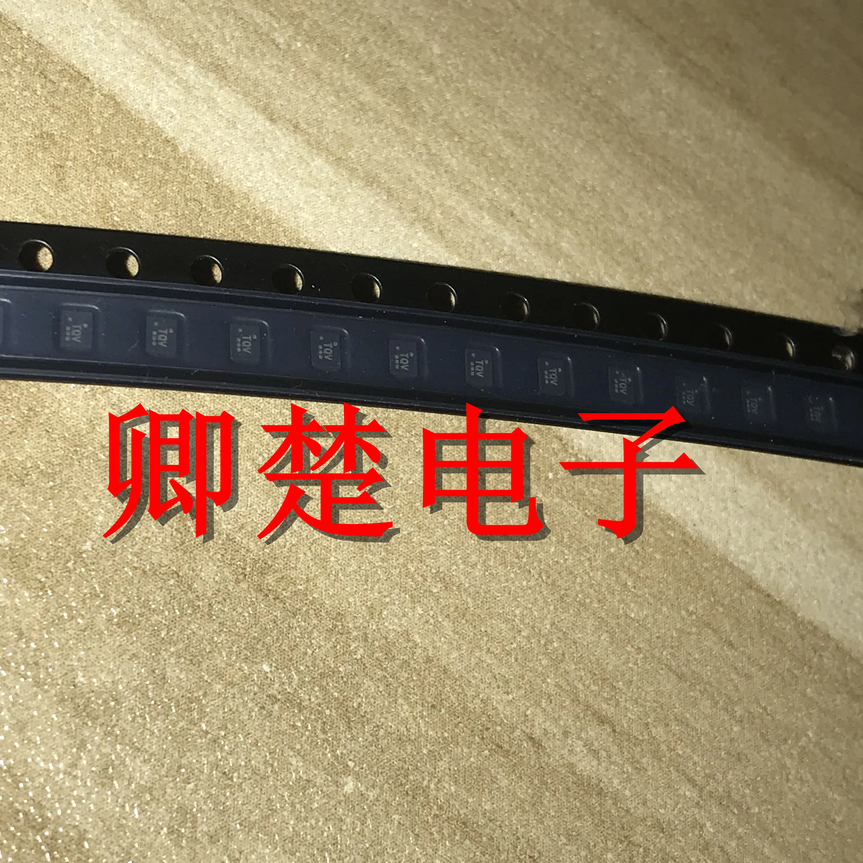

30pcs original new SN74AVC2T245RSWR 10-UQFN (1.8x1.4) bidirectional - voltage level chip
