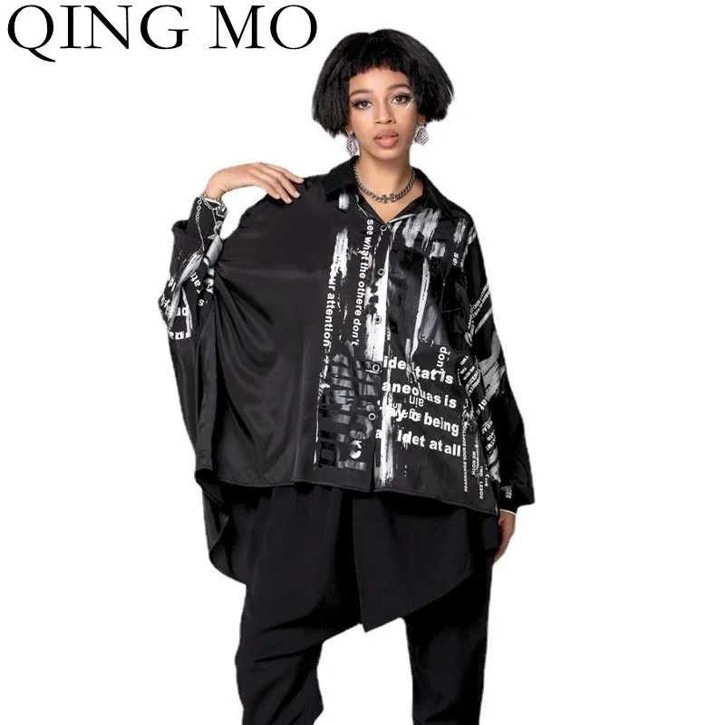 

Женская рубашка с отложным воротником QING MO, свободная Асимметричная блузка большого размера с рукавами летучая мышь и надписью, черного цве...