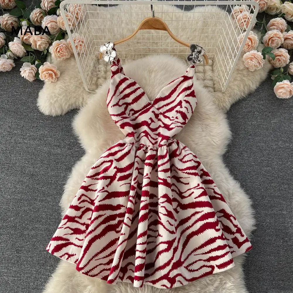 

Женское платье на бретелях-спагетти, с V-образным вырезом и открытыми плечами