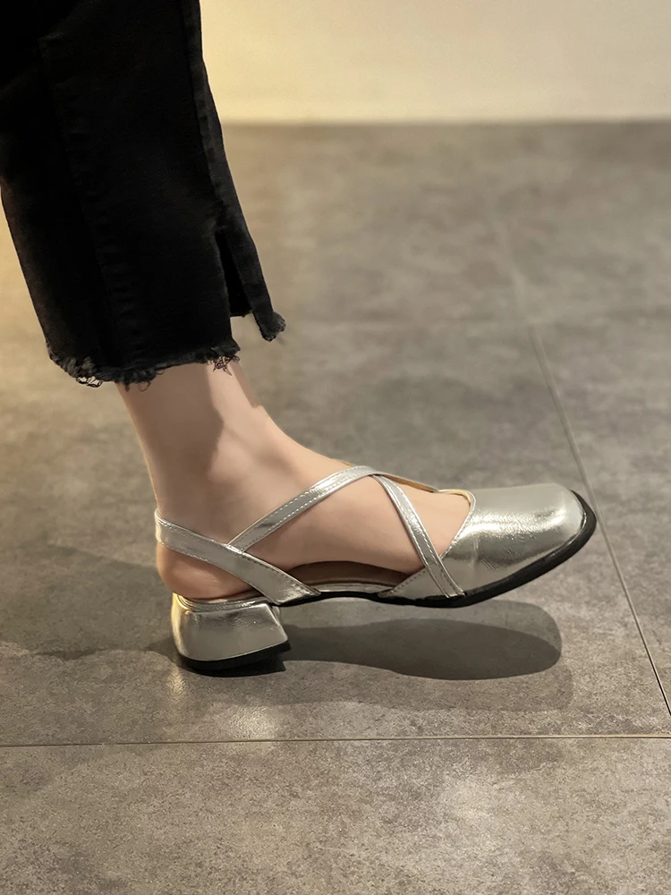 

Женские босоножки